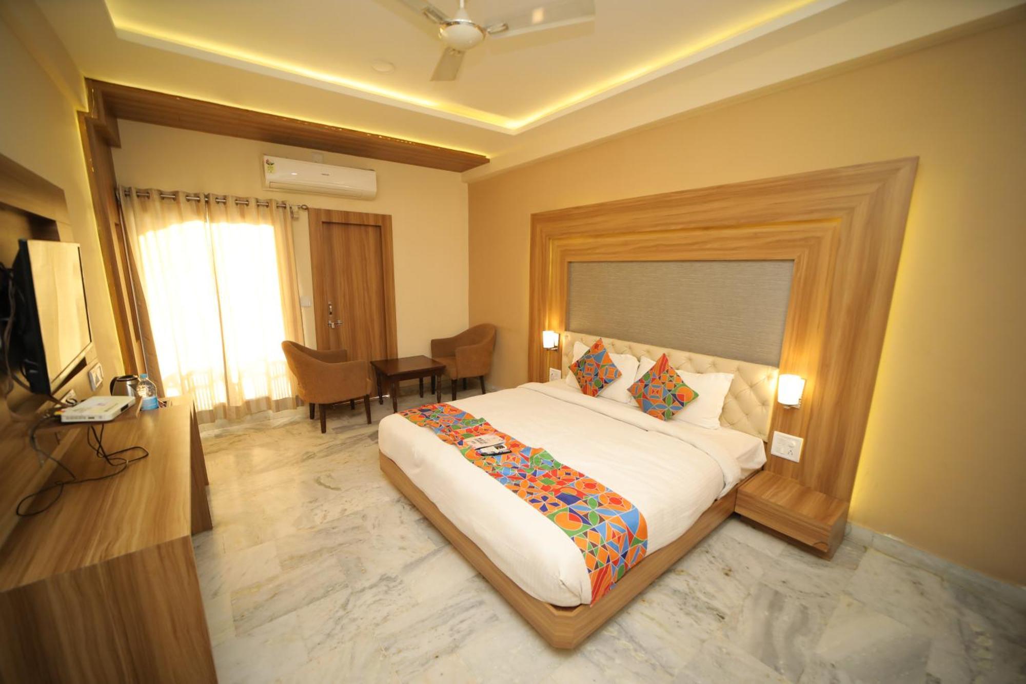 Hotel Damanis Udaipur Exteriör bild