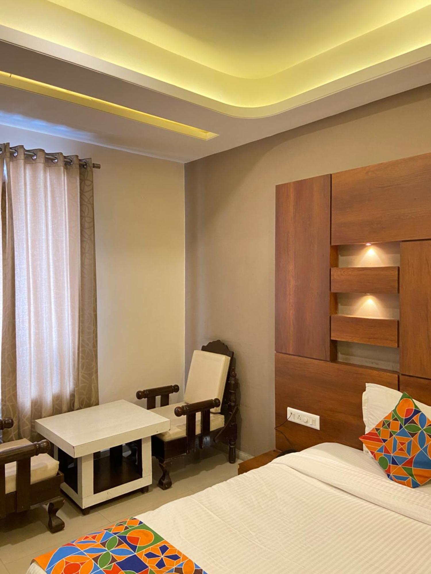 Hotel Damanis Udaipur Exteriör bild