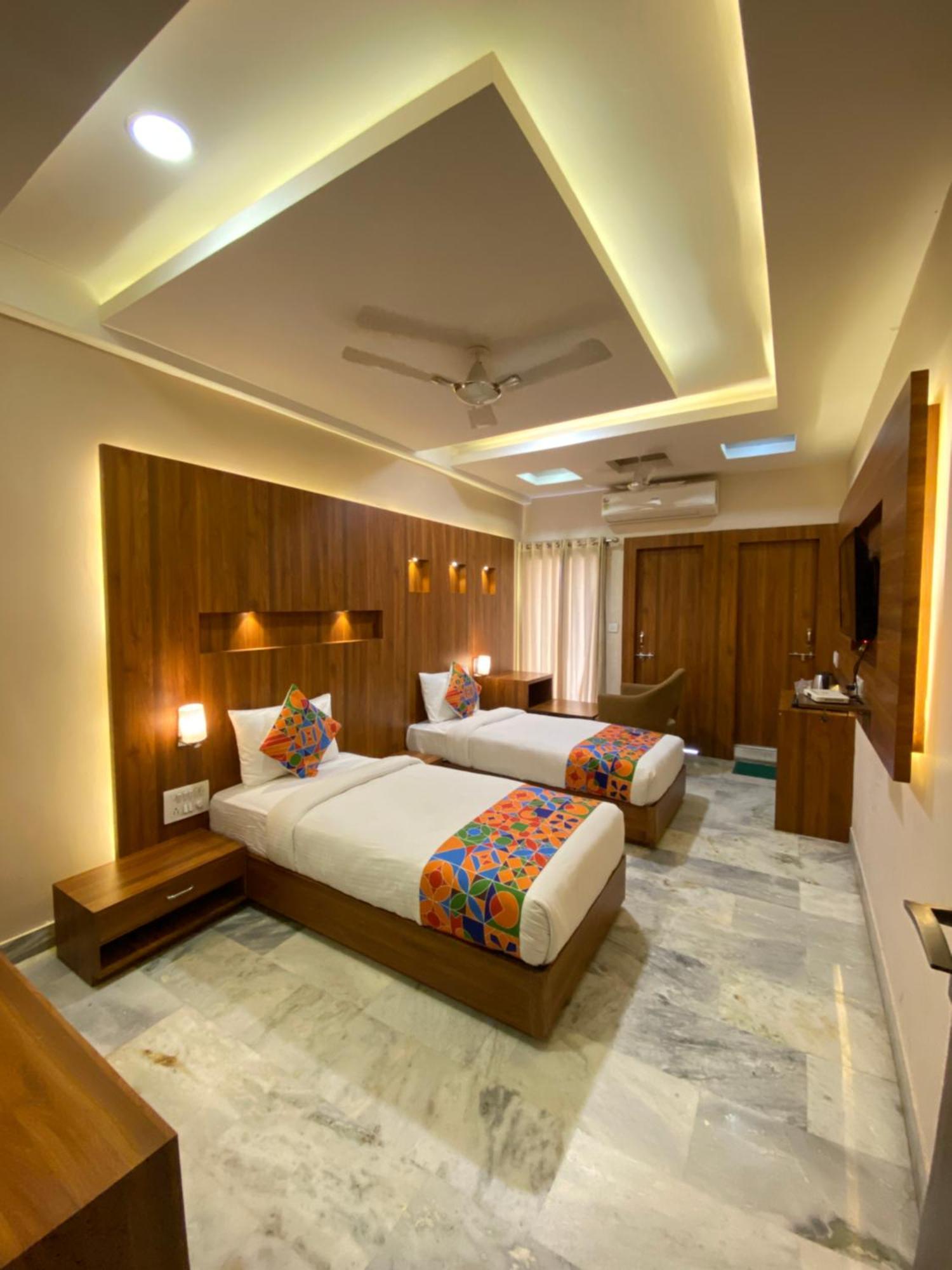 Hotel Damanis Udaipur Exteriör bild
