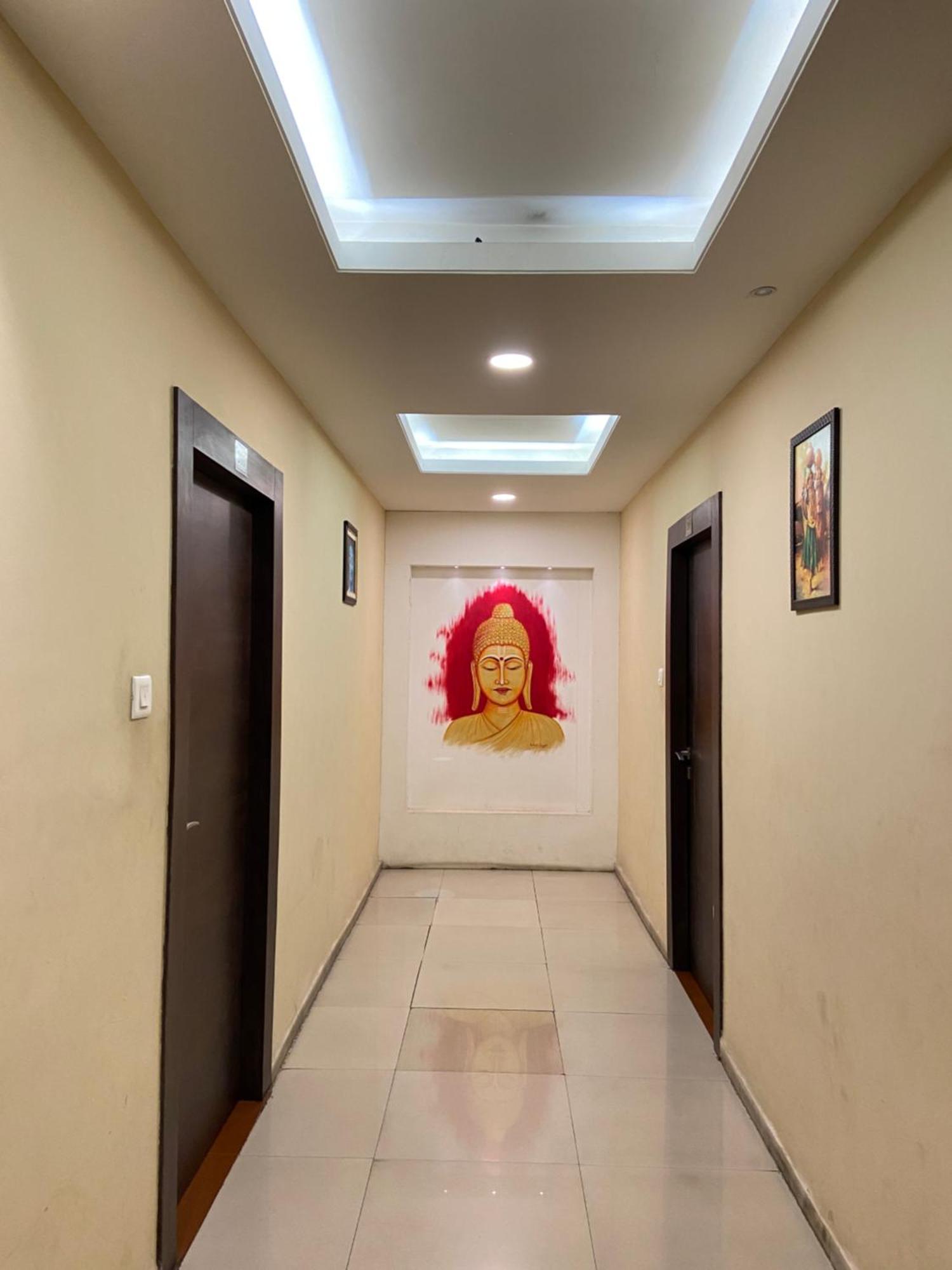 Hotel Damanis Udaipur Exteriör bild